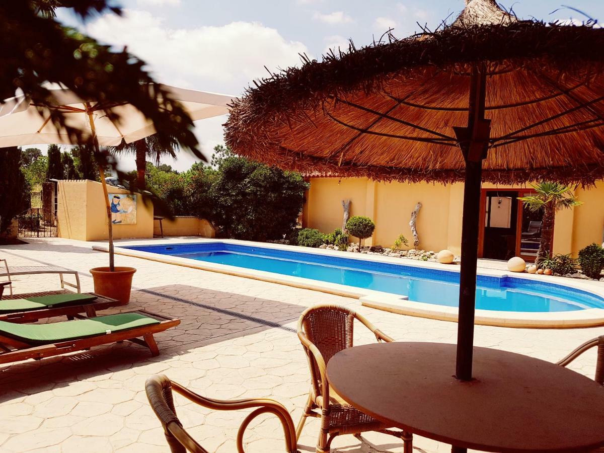 Hotel Finca Caballo Blanco Montuïri Exterior foto